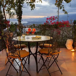 https://le-terrazze-del-teatro-greco.sicilyhotelsitaly.net