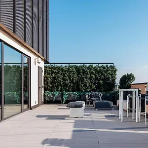 https://easyhomes-central-tower.it-lombardy.com