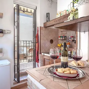 https://ferrara-mercato-fancy-studio.emilia-romagnahotels.net